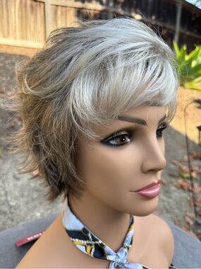 Gray wig with soft brown undertones by Noriko